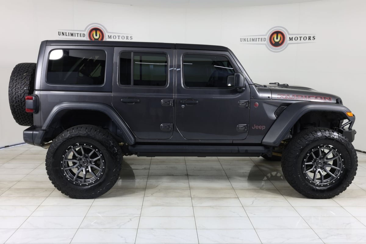 Used 2024 Jeep Wrangler Unlimited Rubicon w/ XTREMEE 35" Tire Package AWD/4WD image 2
