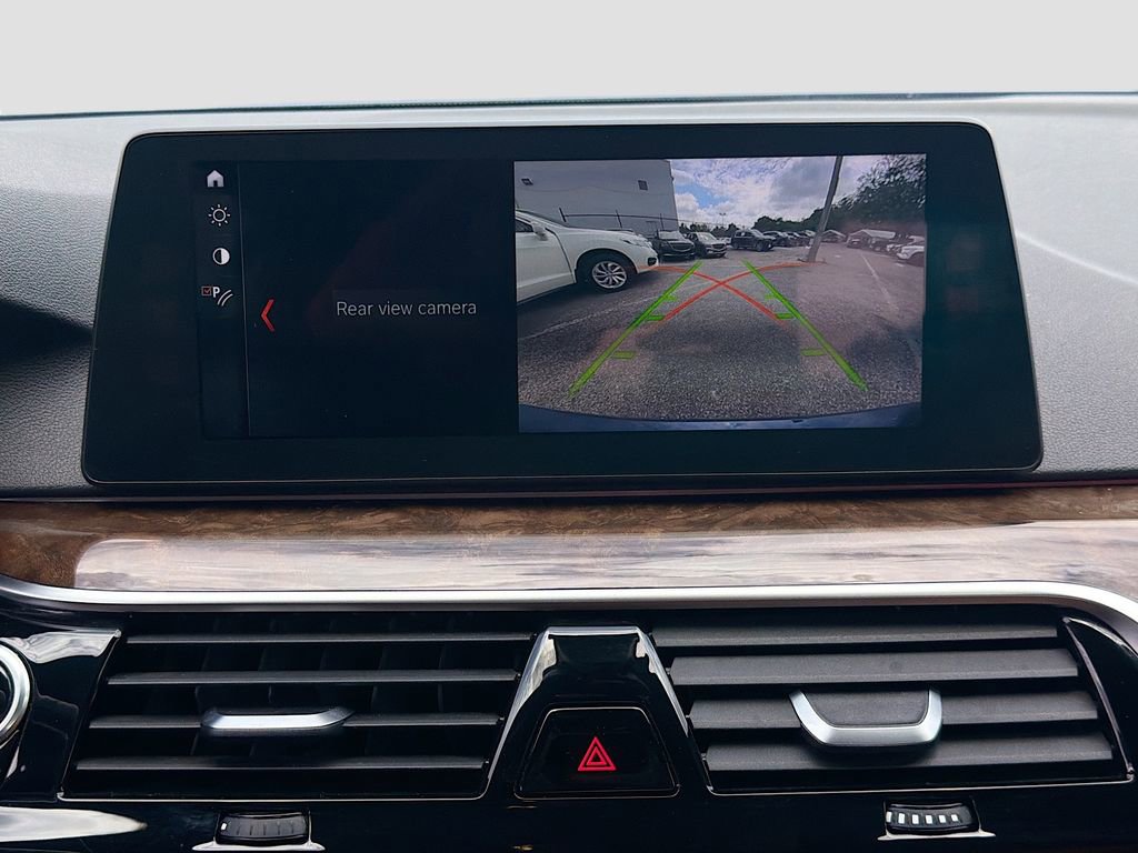 Used 2018 BMW 530e RWD image 31