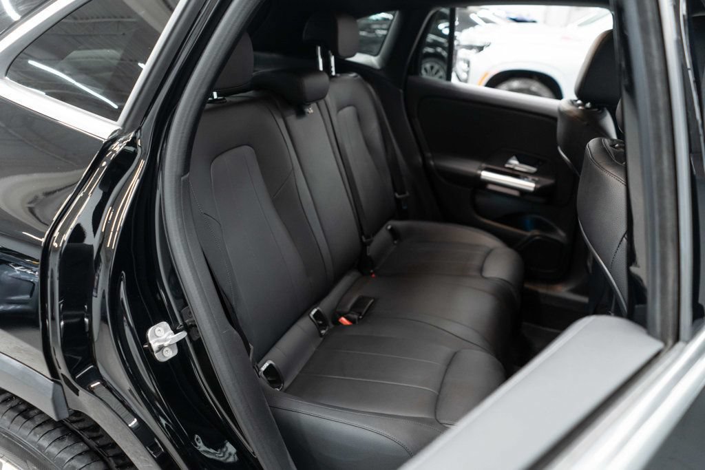 Used 2025 Mercedes-Benz GLA 250 4MATIC w/ Winter Package image 11