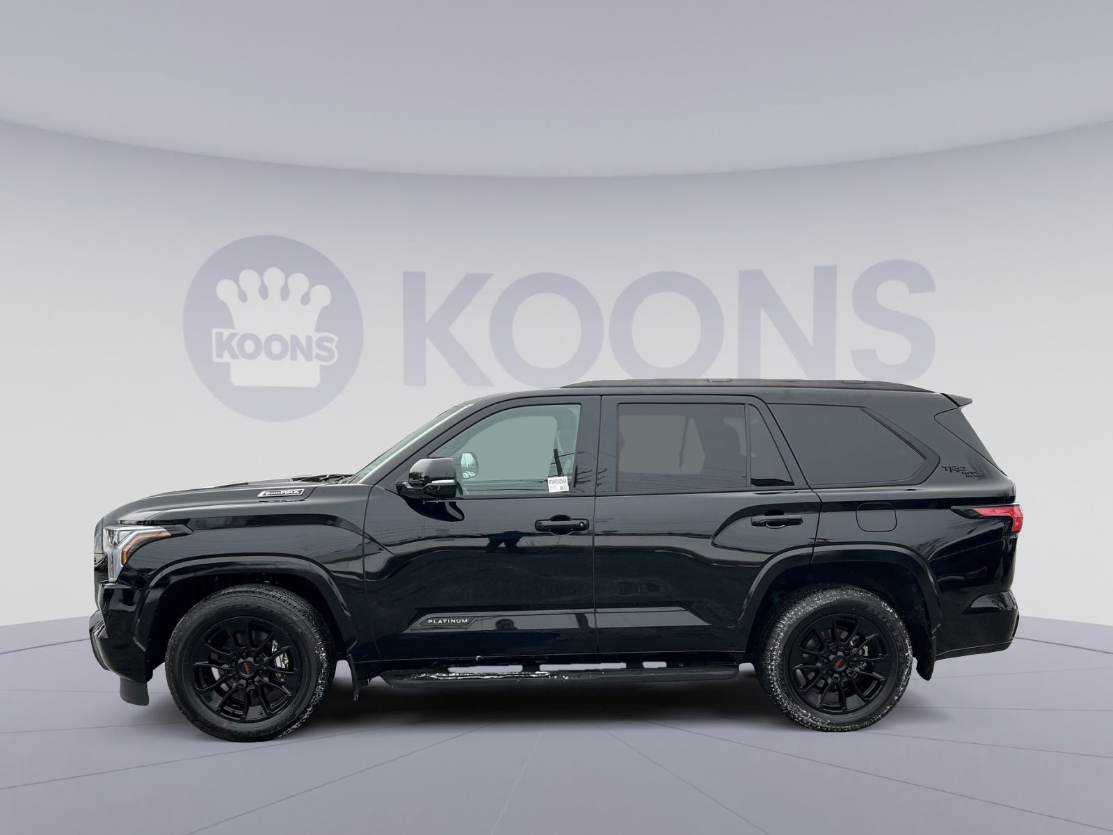 Used 2024 Toyota Sequoia Platinum image 2