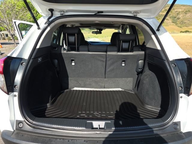 Used 2021 Honda HR-V EX image 11