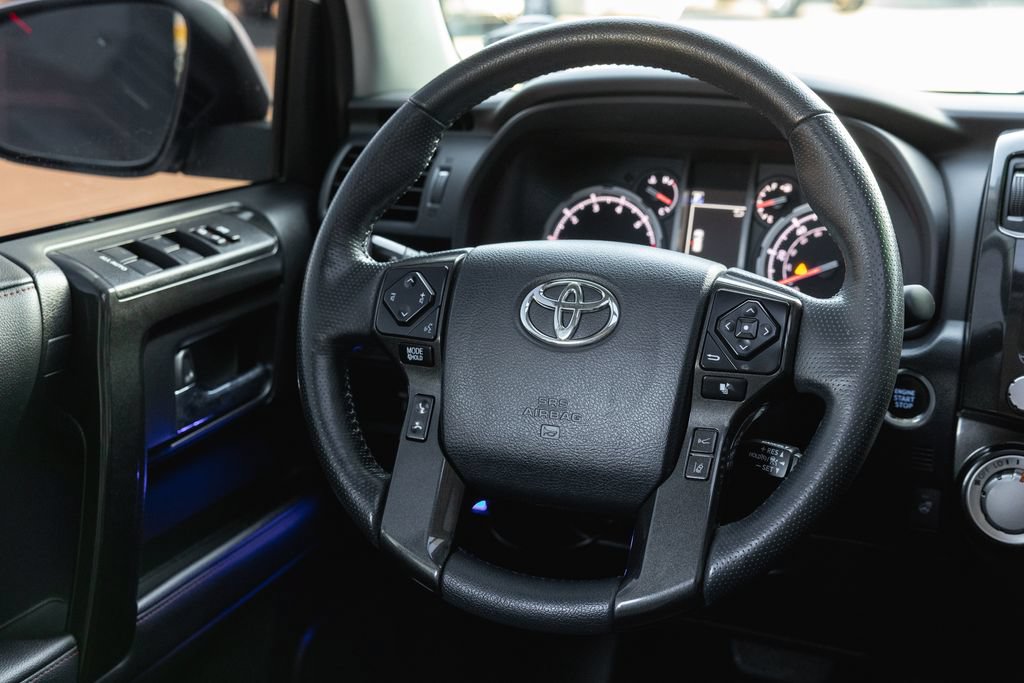 Used 2024 Toyota 4Runner TRD Off-Road Premium w/ Moonroof Package AWD/4WD image 30