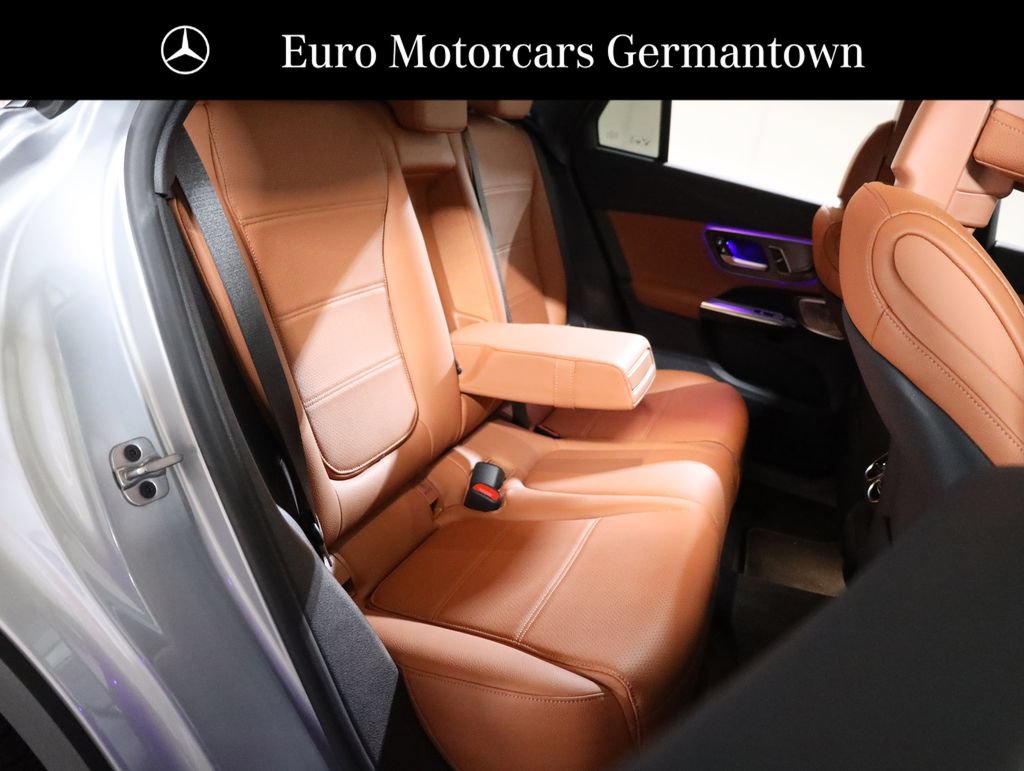 Used 2024 Mercedes-Benz GLC 300 4MATIC image 63