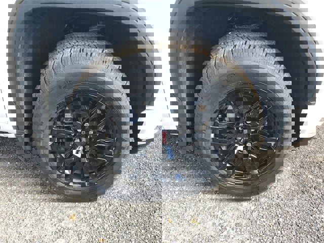 New 2025 GMC Sierra 1500 Pro w/ Graphite Edition image 6