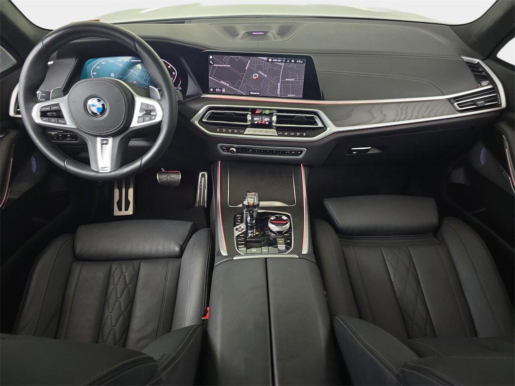 Used 2021 BMW X7 M50i w/ Executive Package image 13