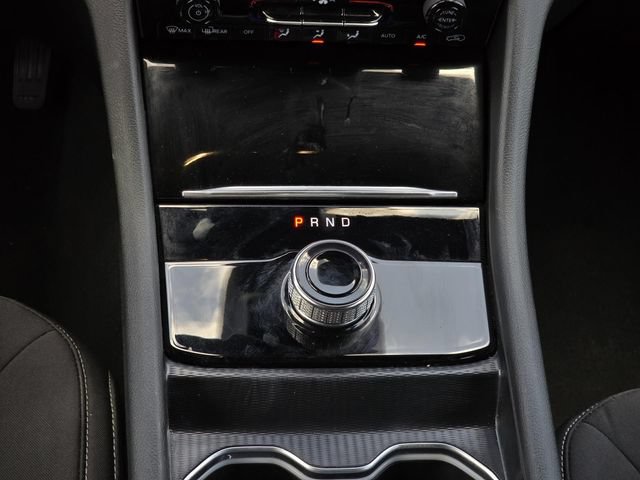 Used 2025 Jeep Grand Cherokee L Laredo RWD image 13