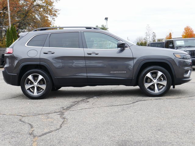 Used 2022 Jeep Cherokee Limited image 7