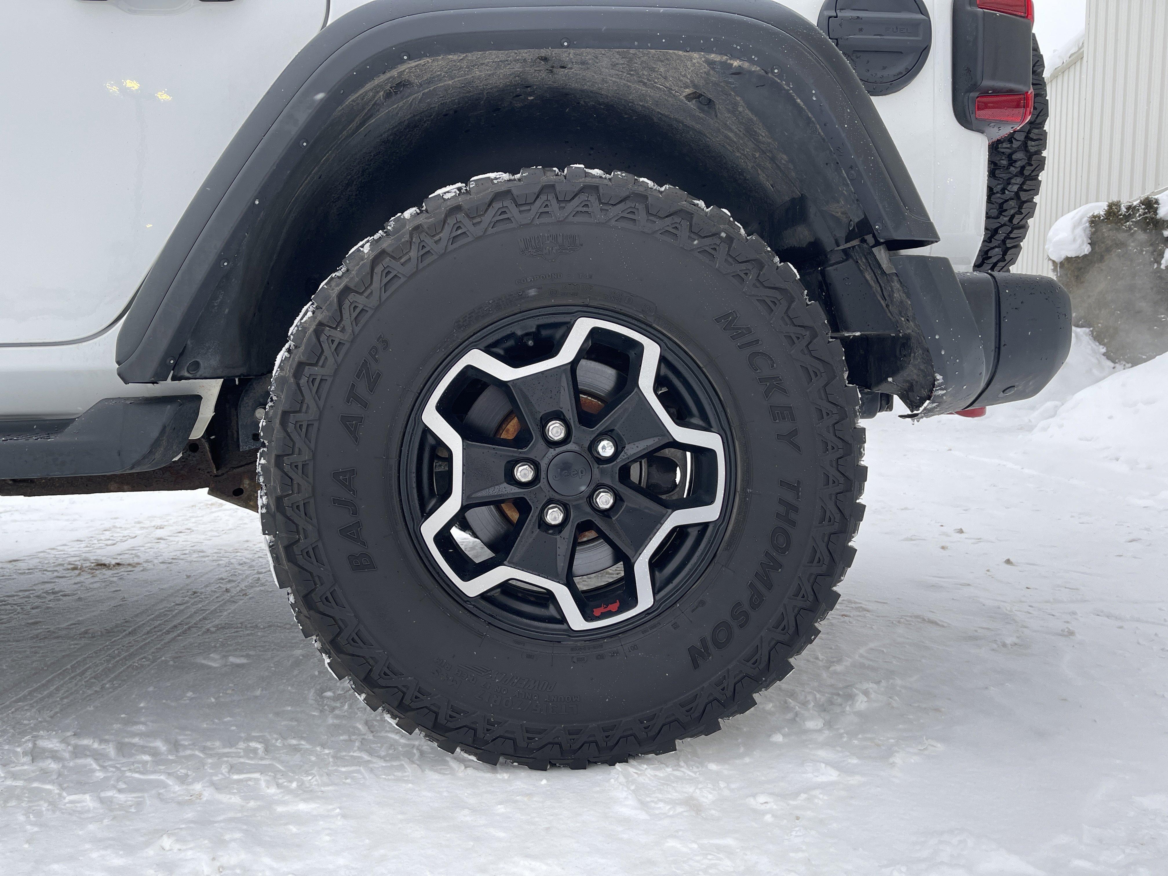 Used 2018 Jeep Wrangler Unlimited Rubicon w/ Steel Bumper Group image 21