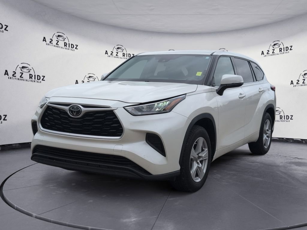 Used 2020 Toyota Highlander L FWD image 3