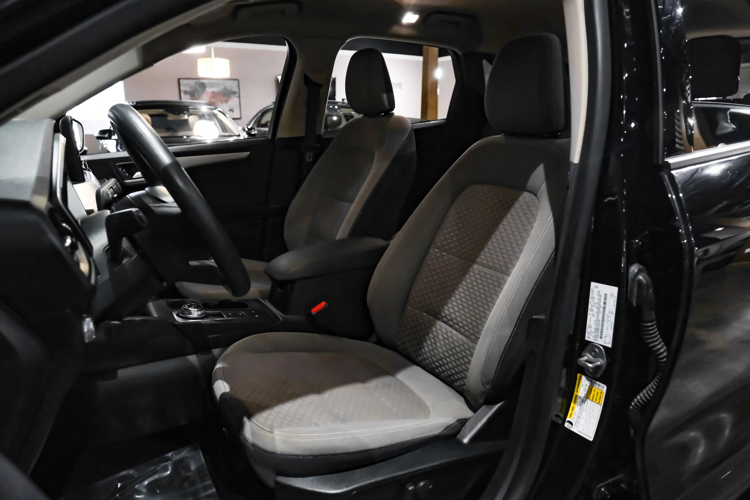 Used 2020 Ford Escape SE AWD/4WD image 31