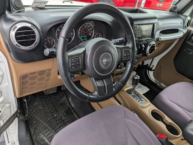 Used 2013 Jeep Wrangler Unlimited Sahara w/ Dual Top Group image 10