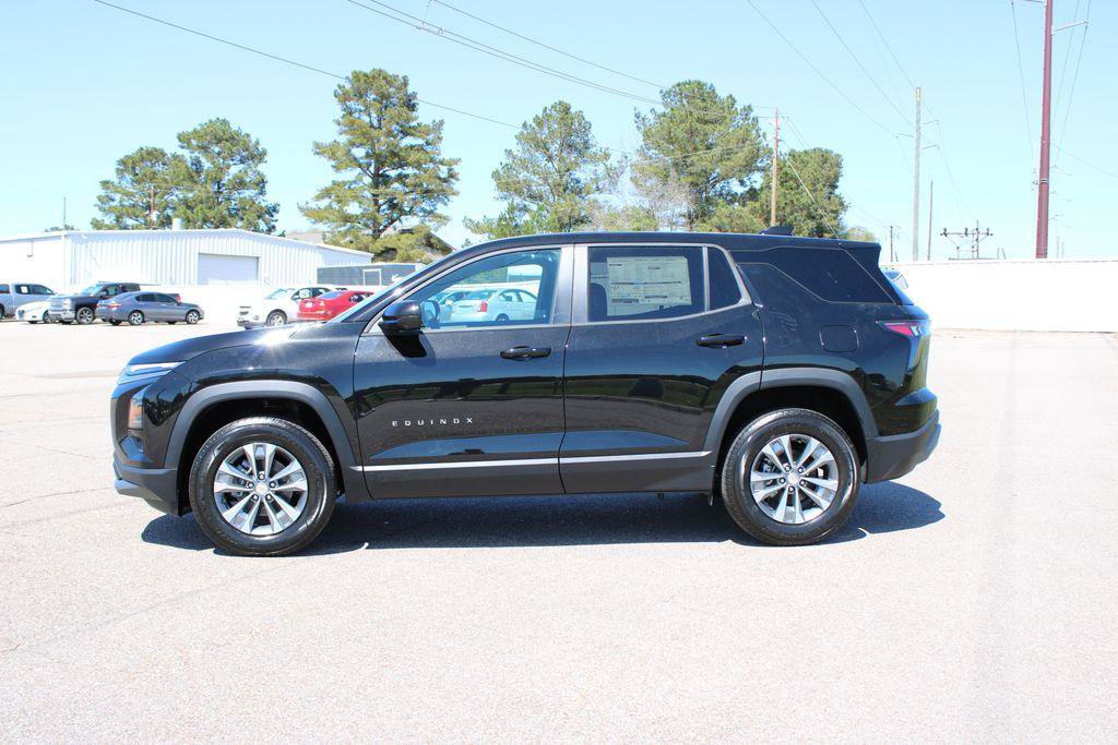 New 2026 Chevrolet Equinox LT w/ Convenience Package II image 3