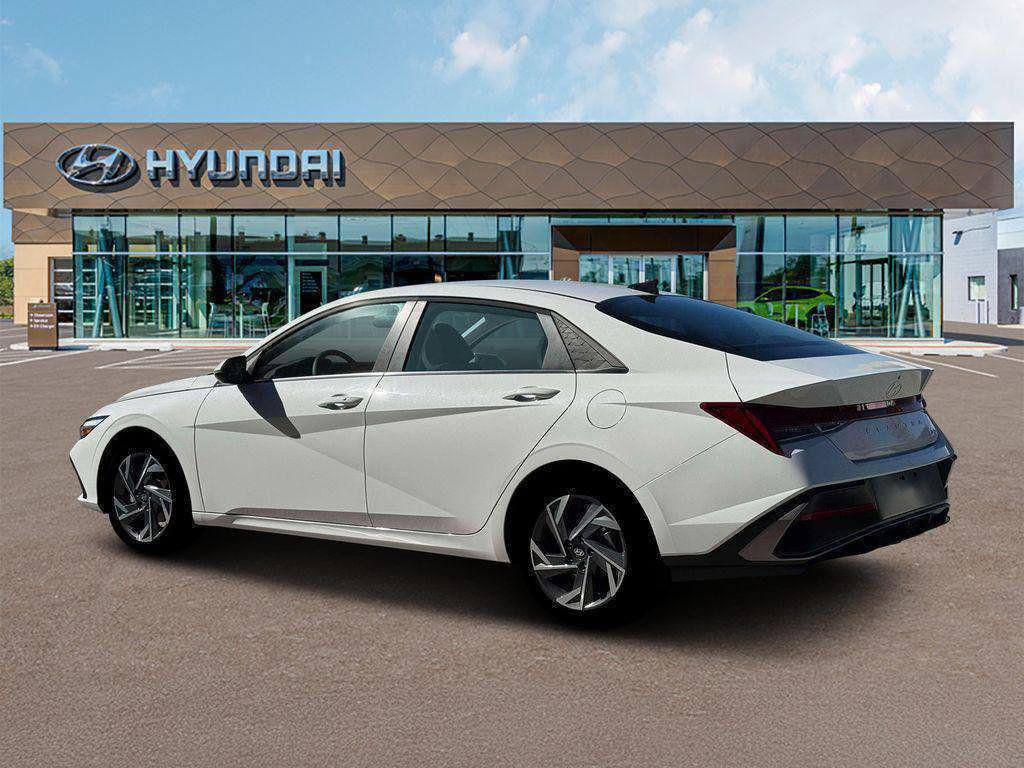 New 2026 Hyundai Elantra Limited FWD image 4