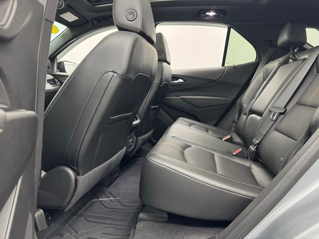 Used 2024 Chevrolet Equinox Premier image 41