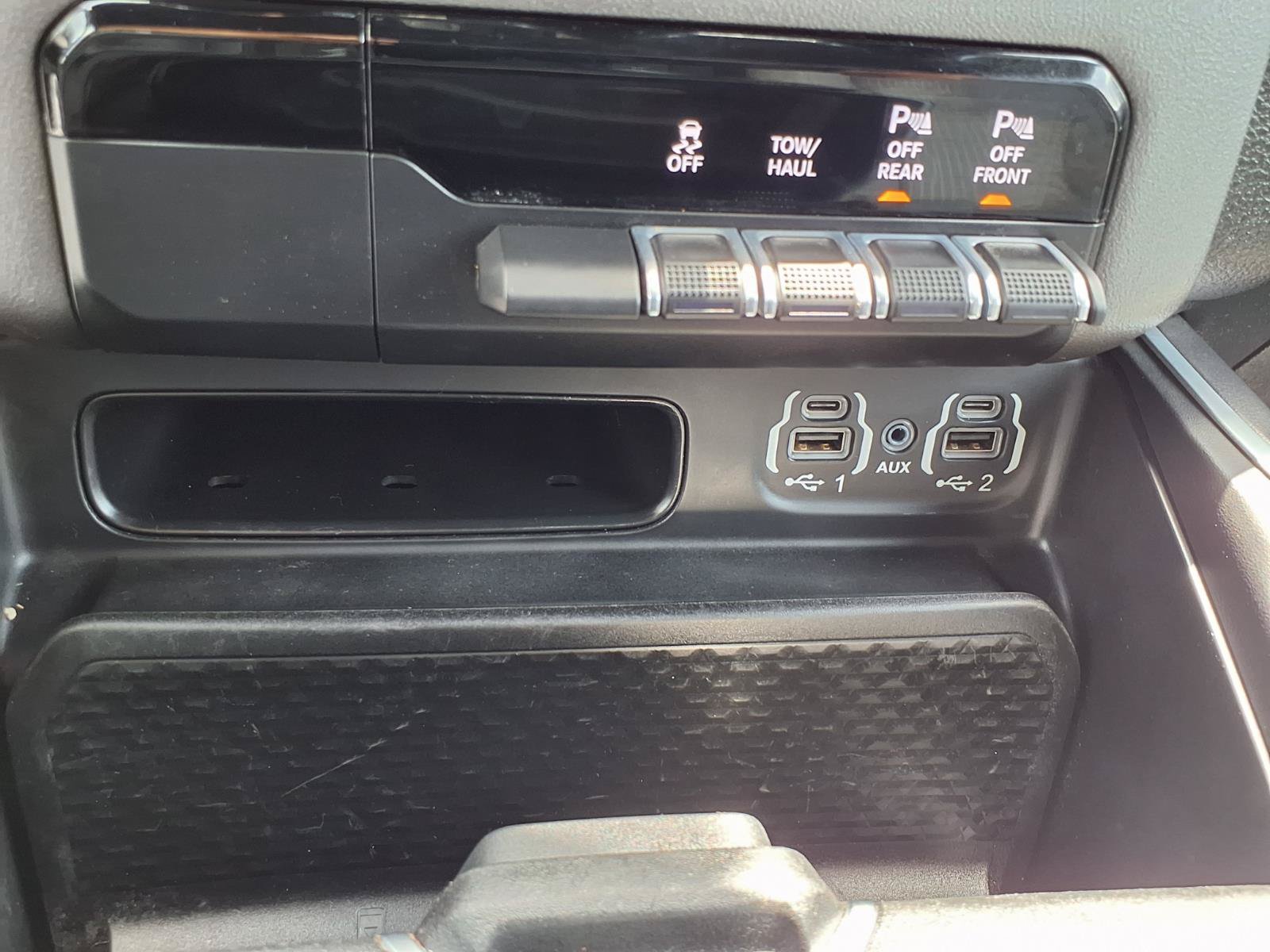 Used 2022 RAM 1500 Big Horn AWD/4WD image 10