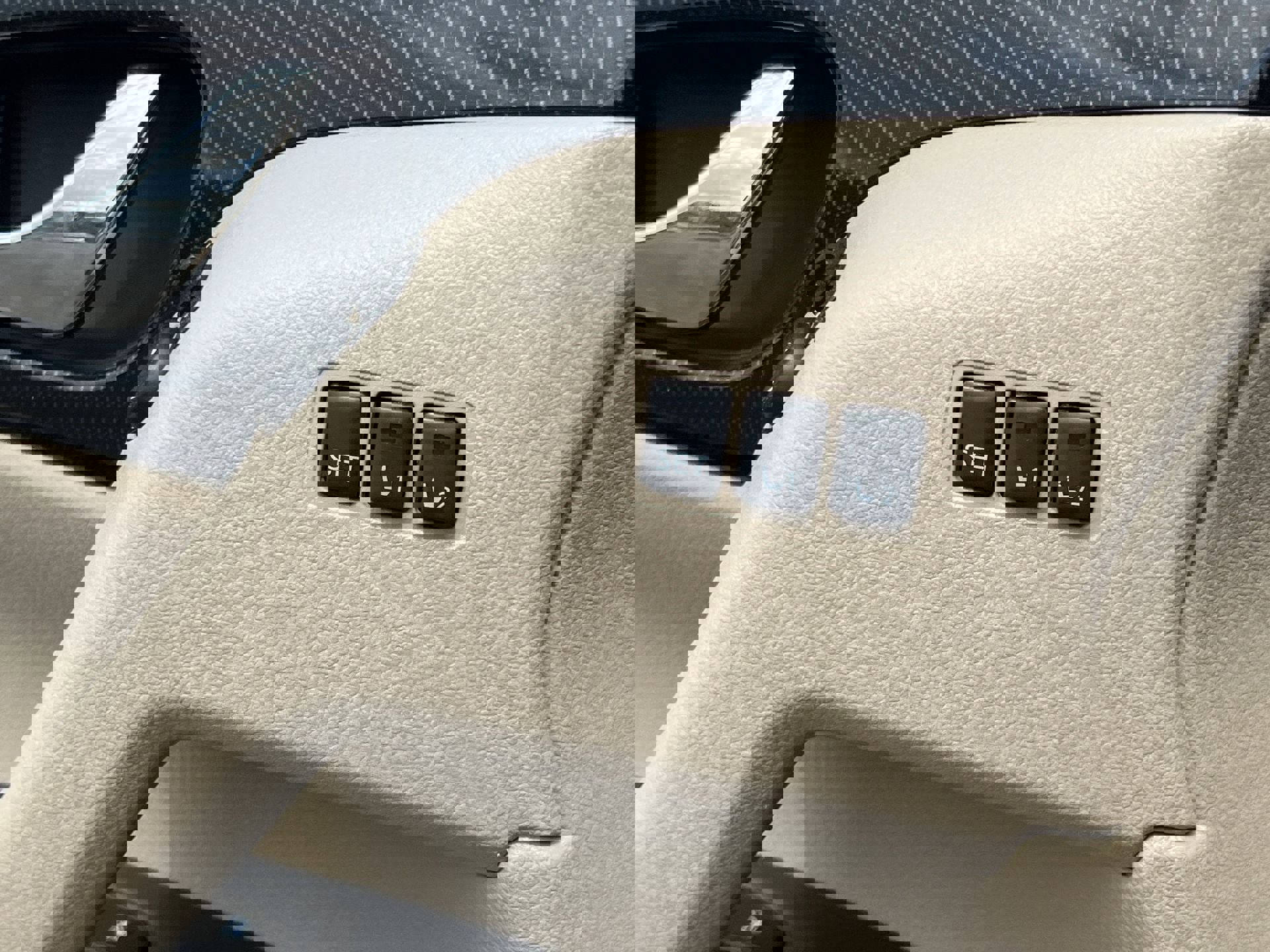 Used 2019 Nissan Rogue SL w/ Premium Package image 15