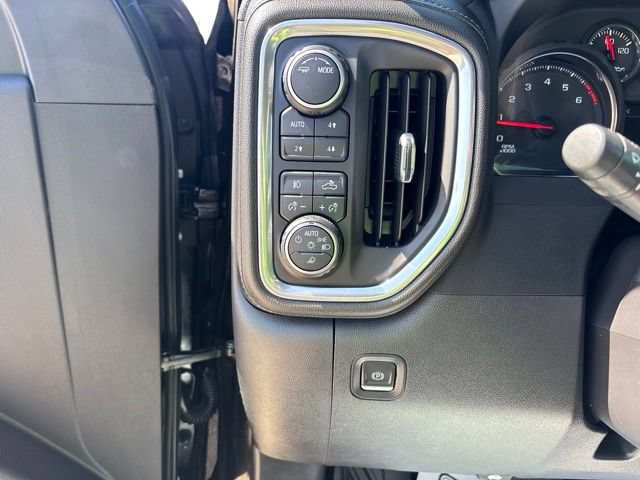 Used 2022 Chevrolet Silverado 1500 LT Trail Boss w/ Safety Package AWD/4WD image 12