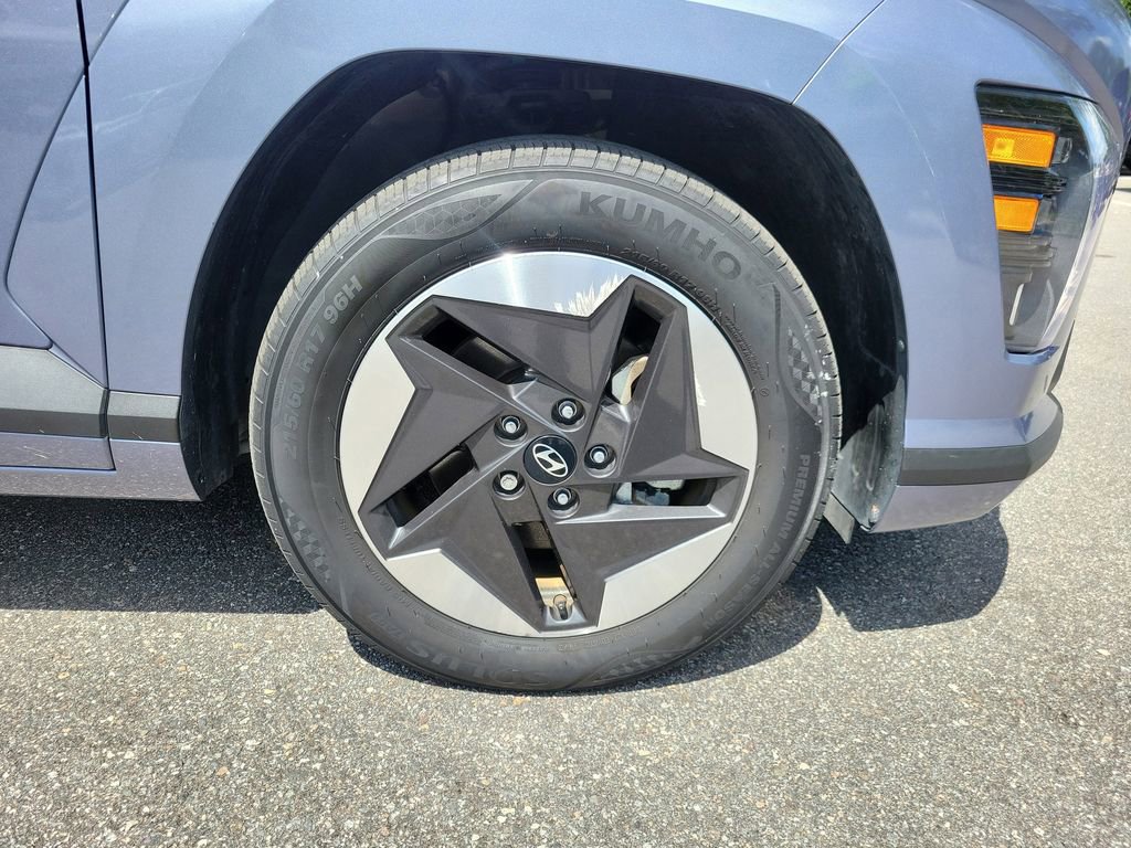 Certified 2024 Hyundai Kona SEL FWD image 6