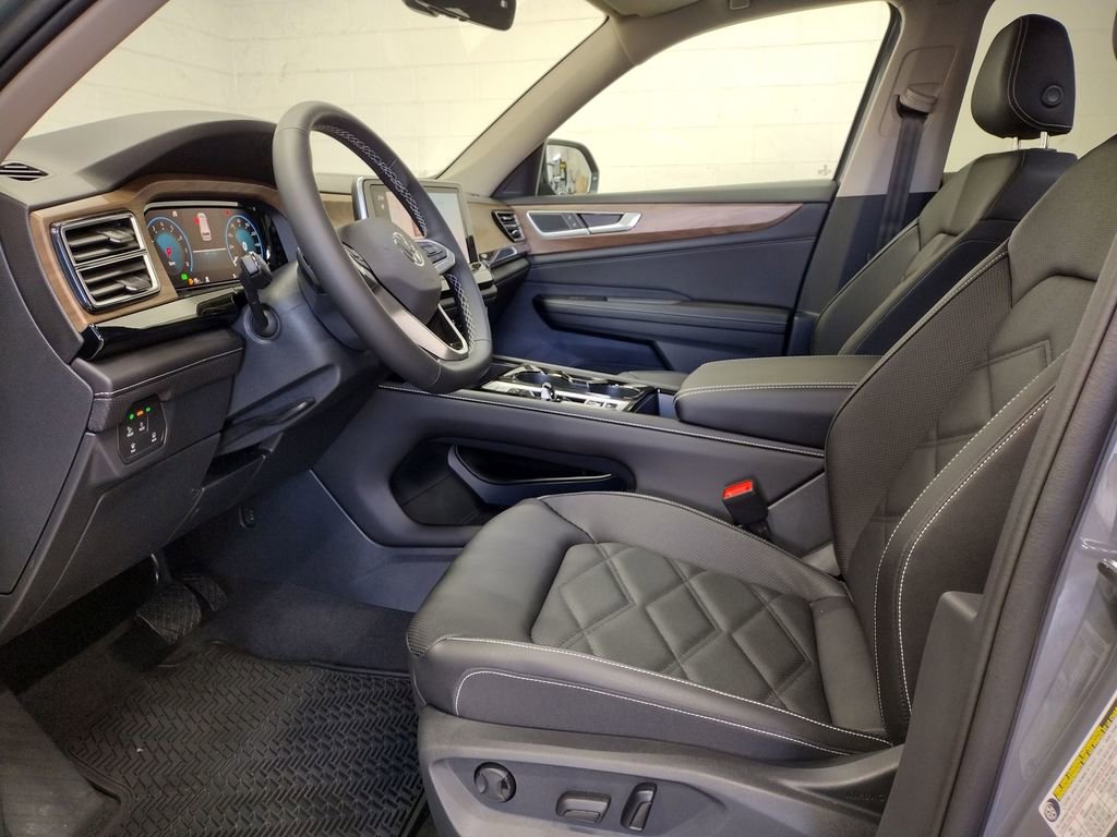 New 2026 Volkswagen Atlas SE image 25