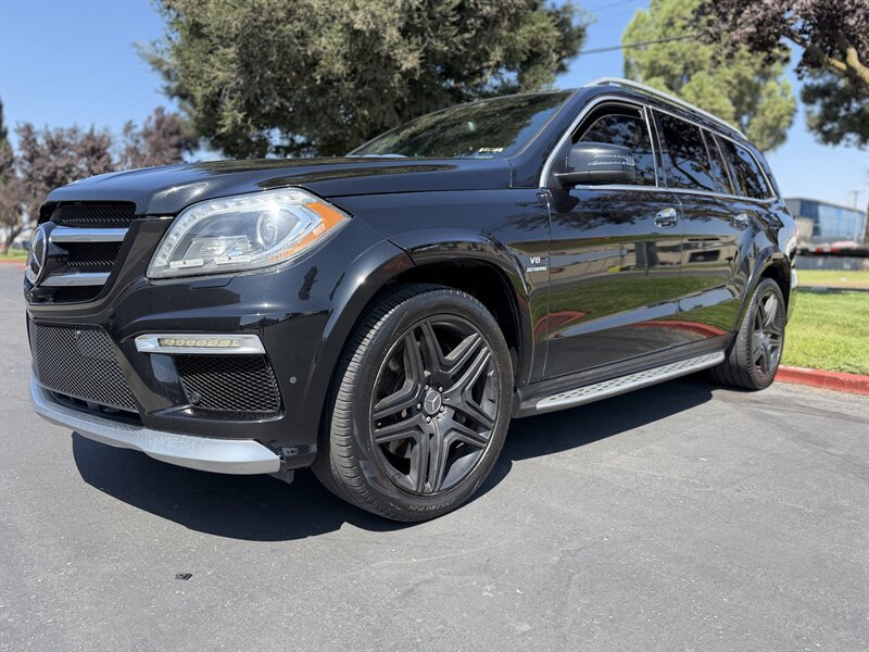 Used 2015 Mercedes-Benz GL 63 AMG 4MATIC image 5
