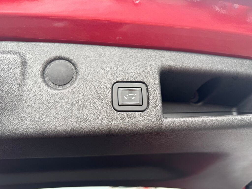 Used 2024 Chevrolet Equinox RS AWD/4WD image 30