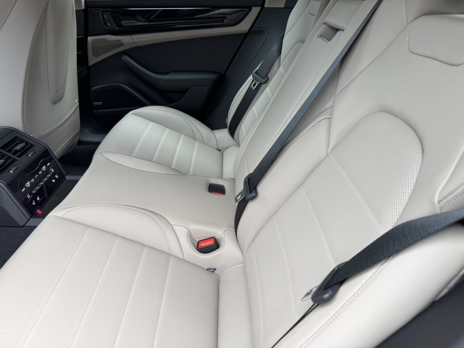 New 2026 Porsche Panamera 4 AWD/4WD image 20