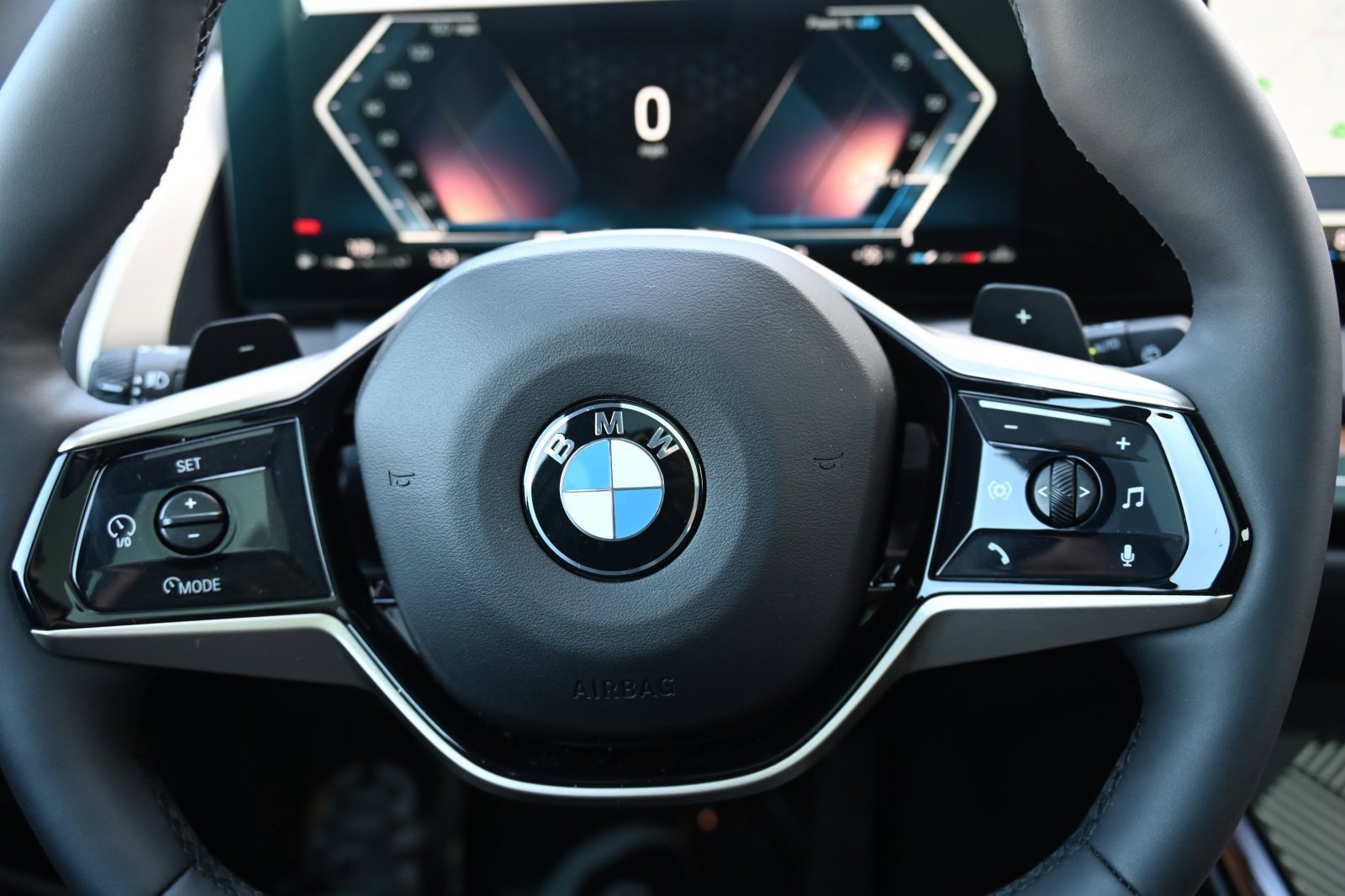 Used 2025 BMW X3 xDrive30i w/ Convenience Package image 12