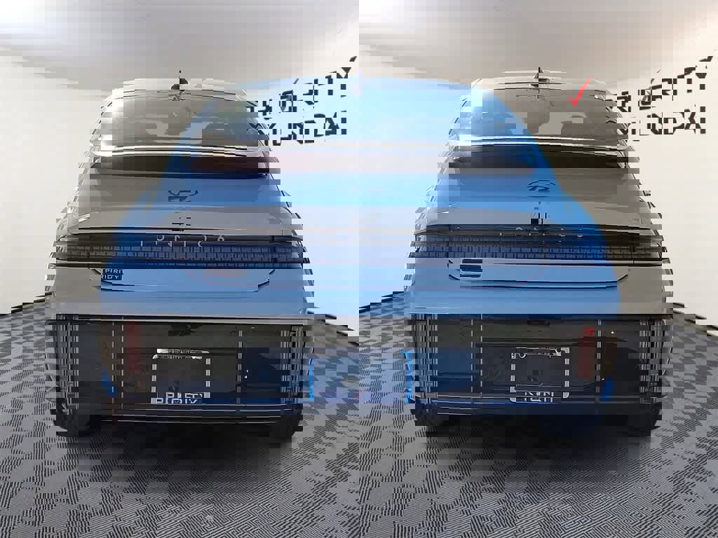 New 2025 Hyundai Ioniq 6 SE image 5