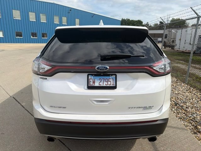 Used 2017 Ford Edge Titanium w/ Equipment Group 302A FWD image 4