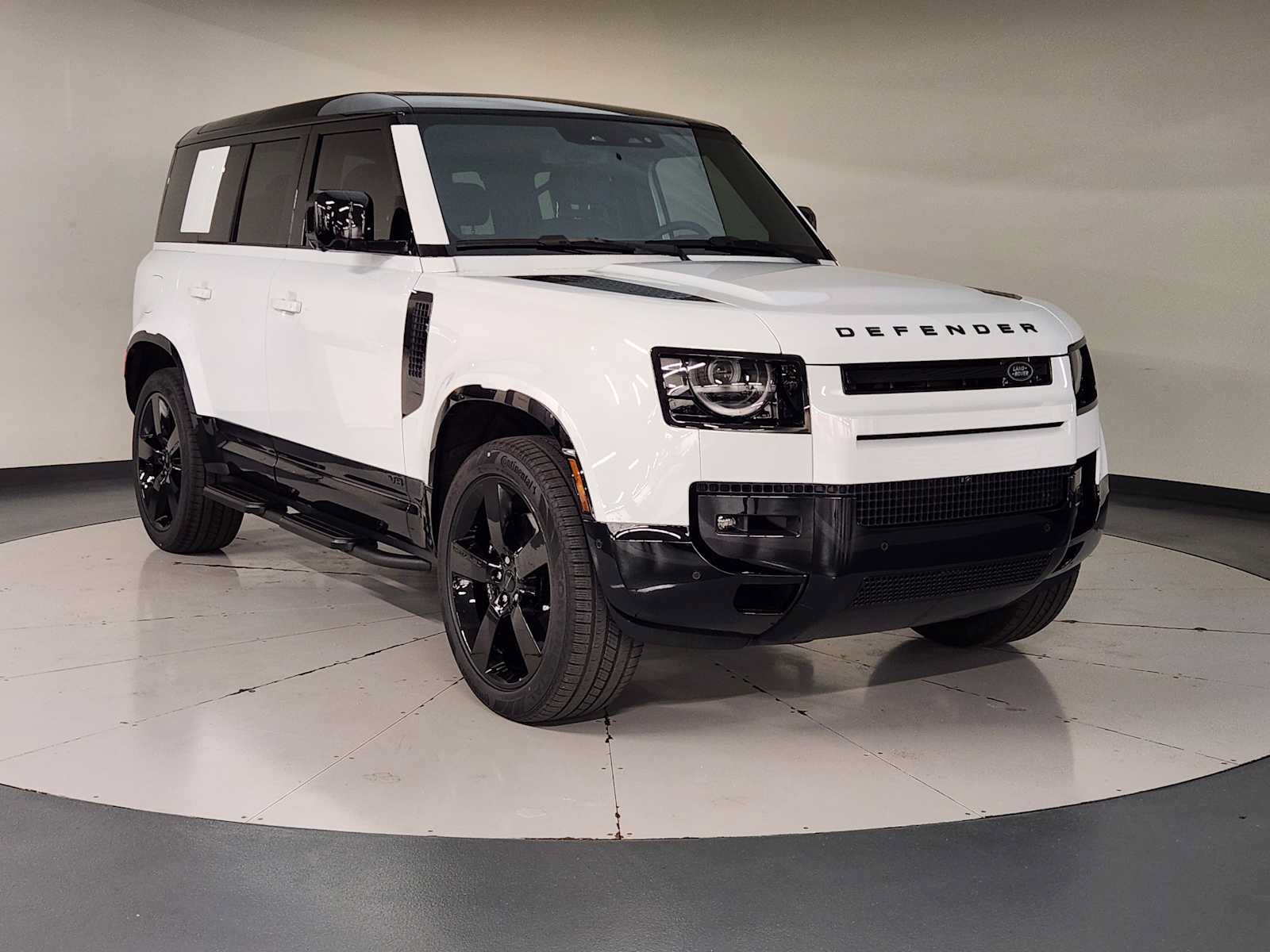 New 2026 Land Rover Defender 110 V8 AWD/4WD image 12