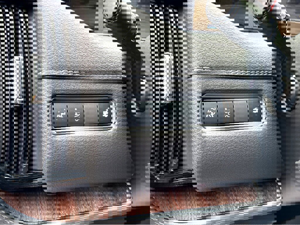 New 2026 Nissan Armada Platinum Reserve image 17