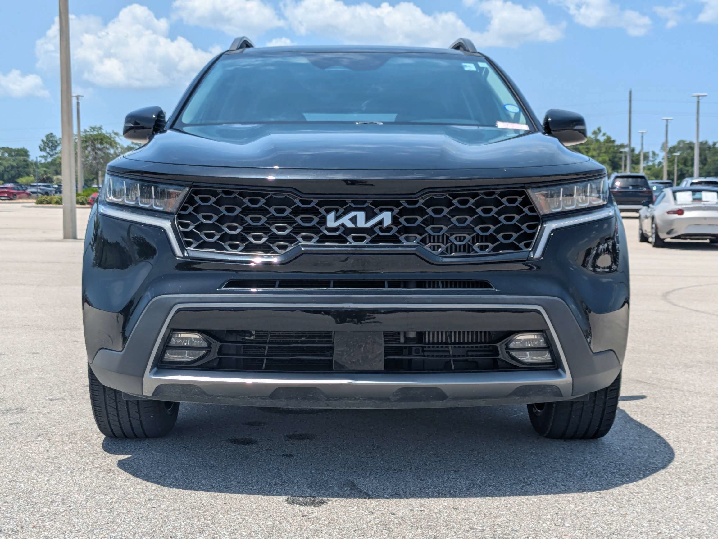 Certified 2022 Kia Sorento X-Line EX AWD/4WD image 3