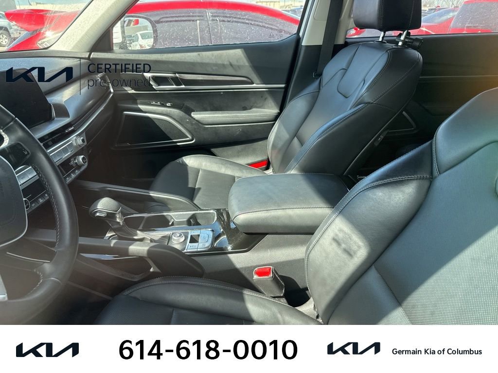 Certified 2024 Kia Telluride LX image 9