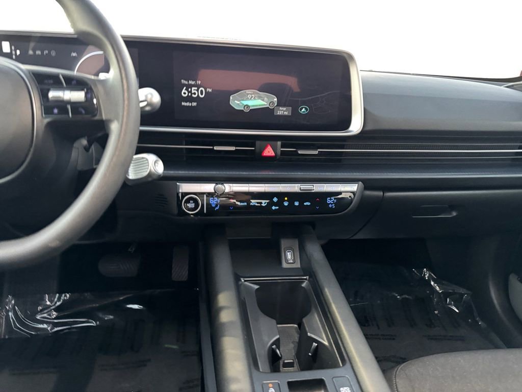Used 2025 Hyundai Ioniq 6 SE image 11