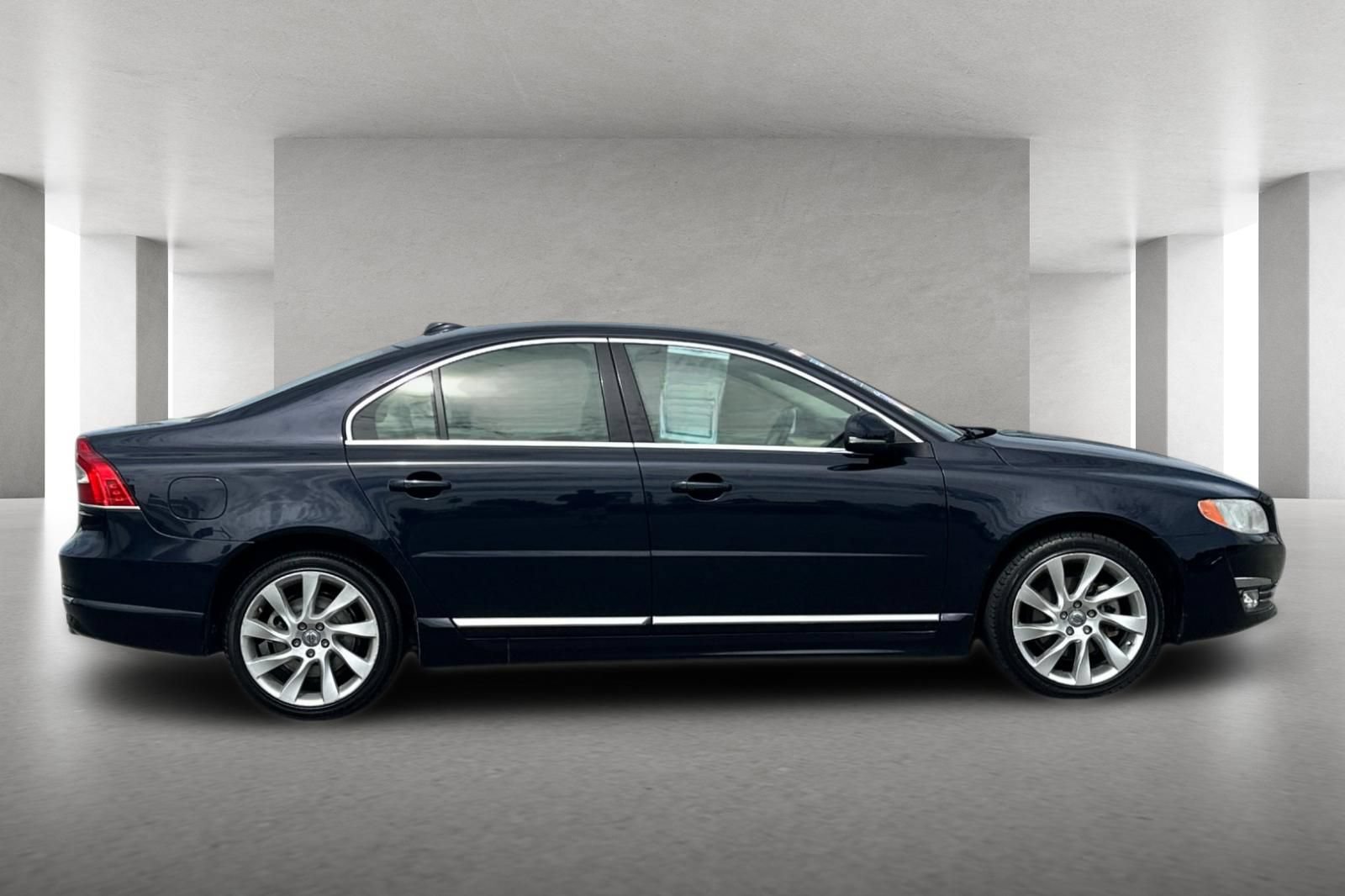 Used 2016 Volvo S80 T5 w/ Convenience Package FWD image 3