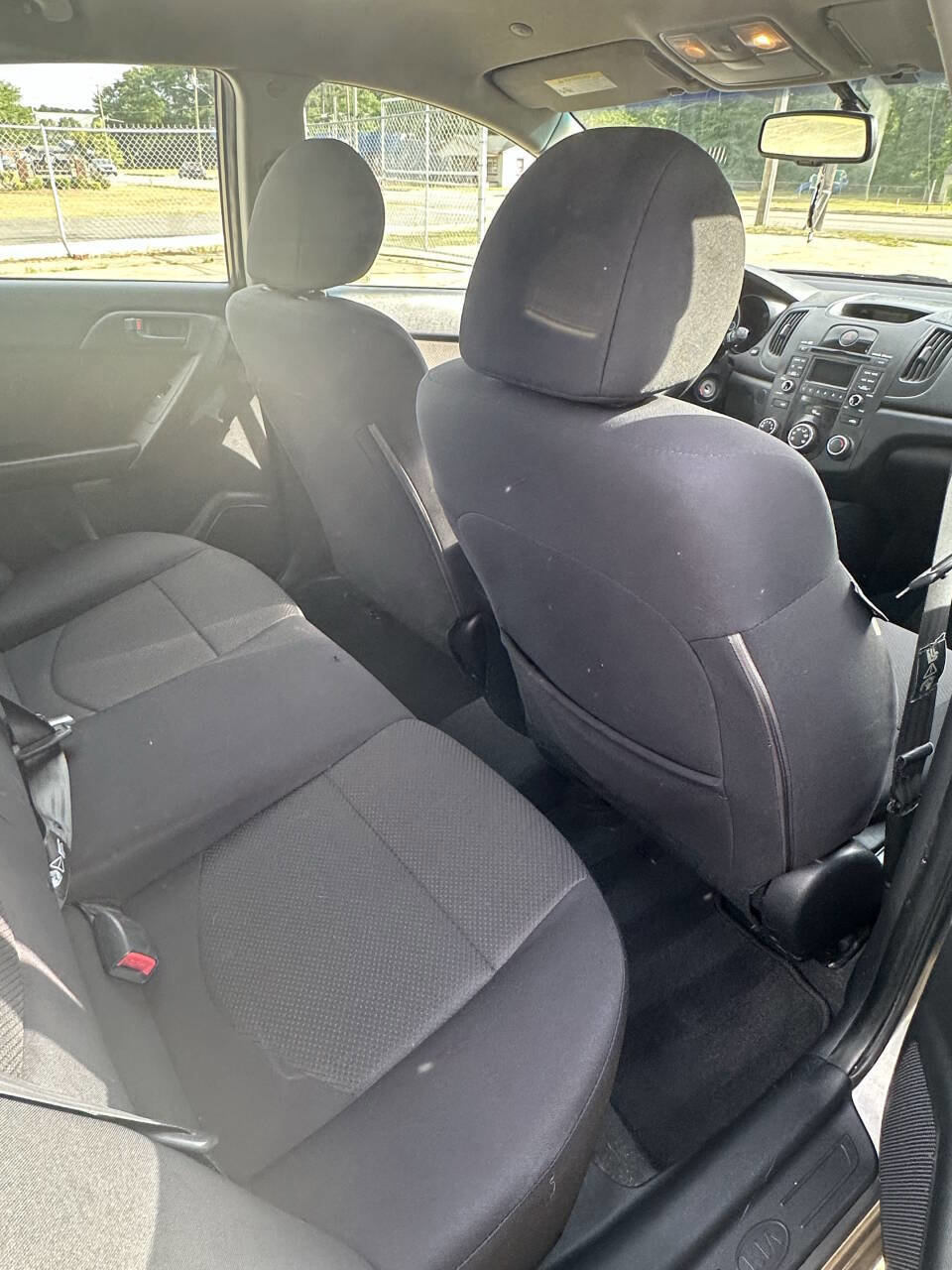 Used 2012 Kia Forte EX FWD image 10