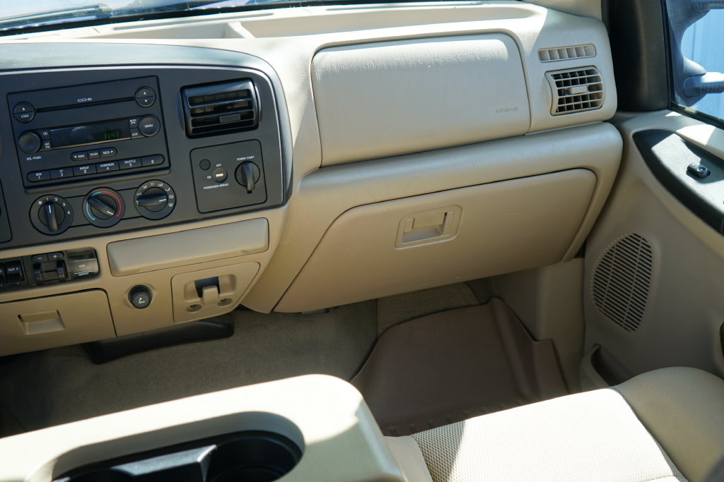 Used 2005 Ford F350 XLT AWD/4WD image 25