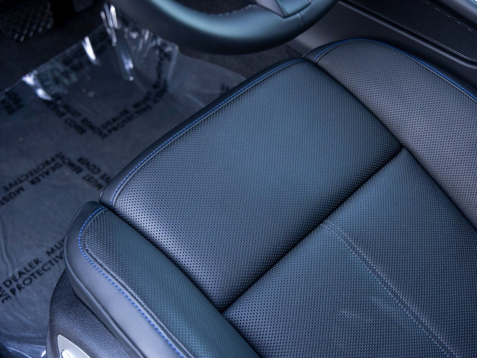 New 2025 Porsche Macan image 27