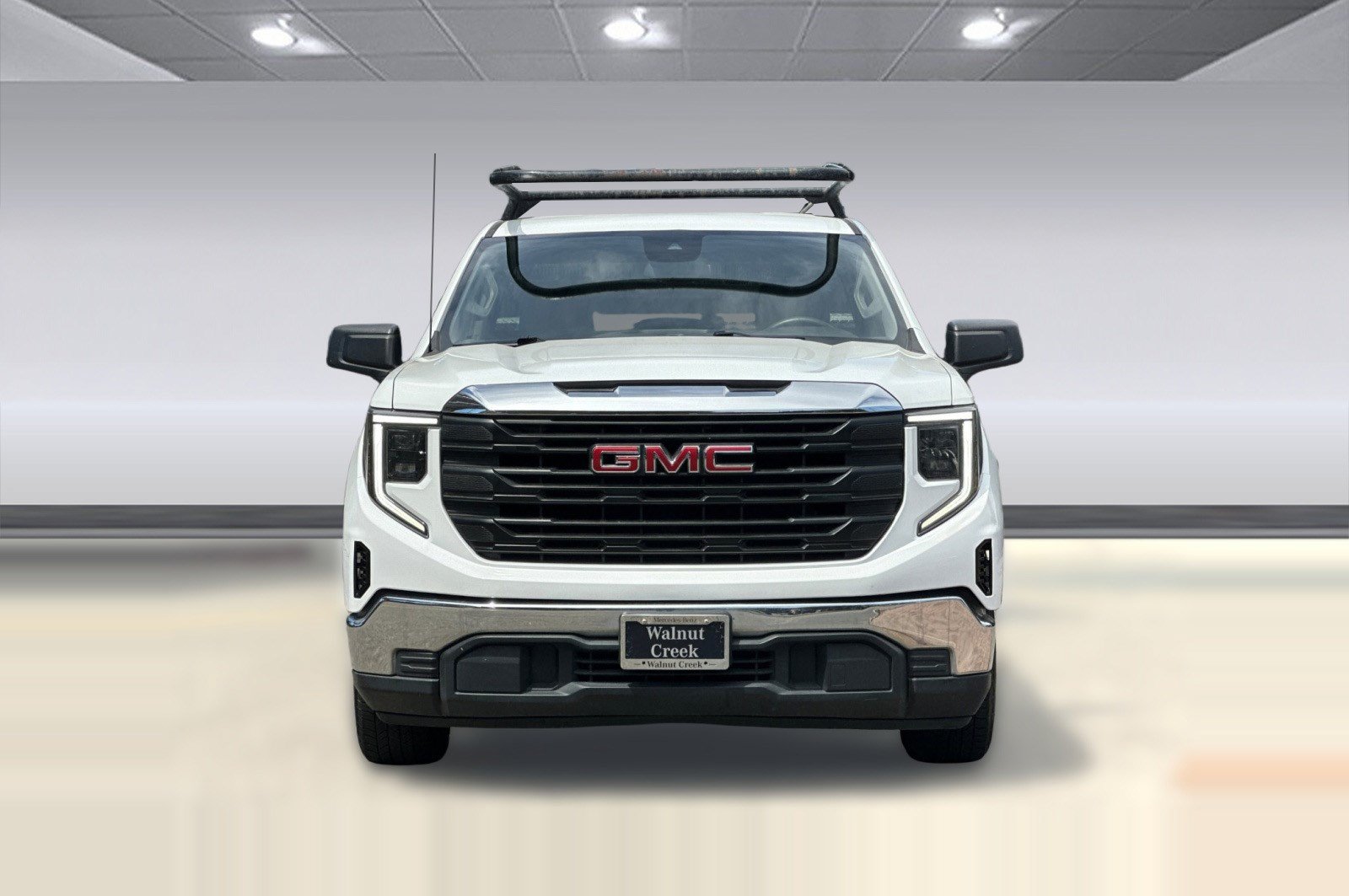 Used 2022 GMC Sierra 1500 Pro w/ Convenience Package RWD image 6