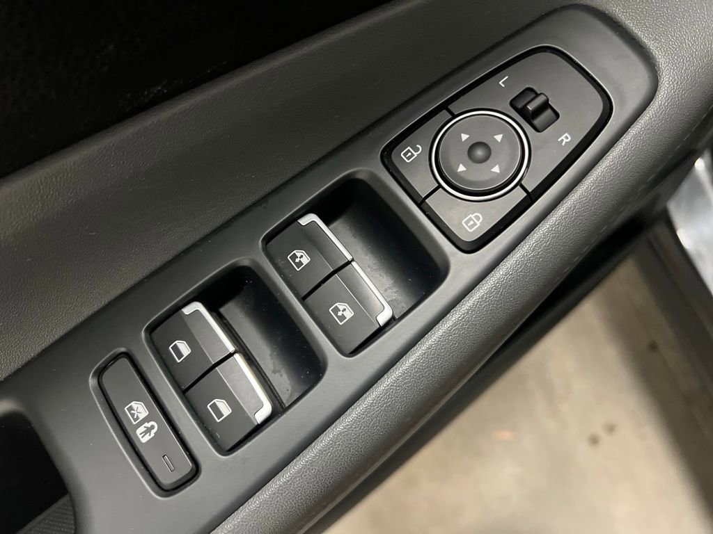 Used 2021 Hyundai Santa Fe SEL w/ Convenience Package image 13