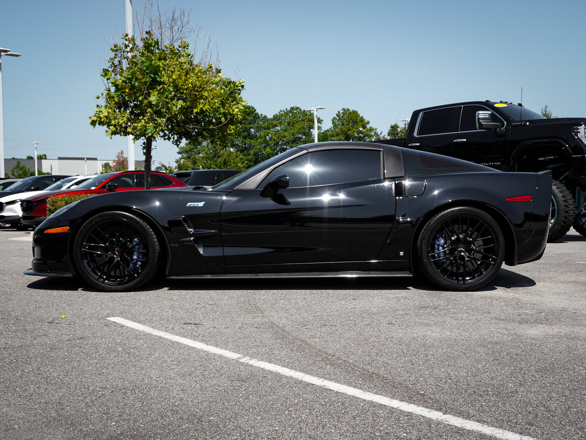 Used 2009 Chevrolet Corvette ZR1 w/ Preferred Equipment Group RWD image 7