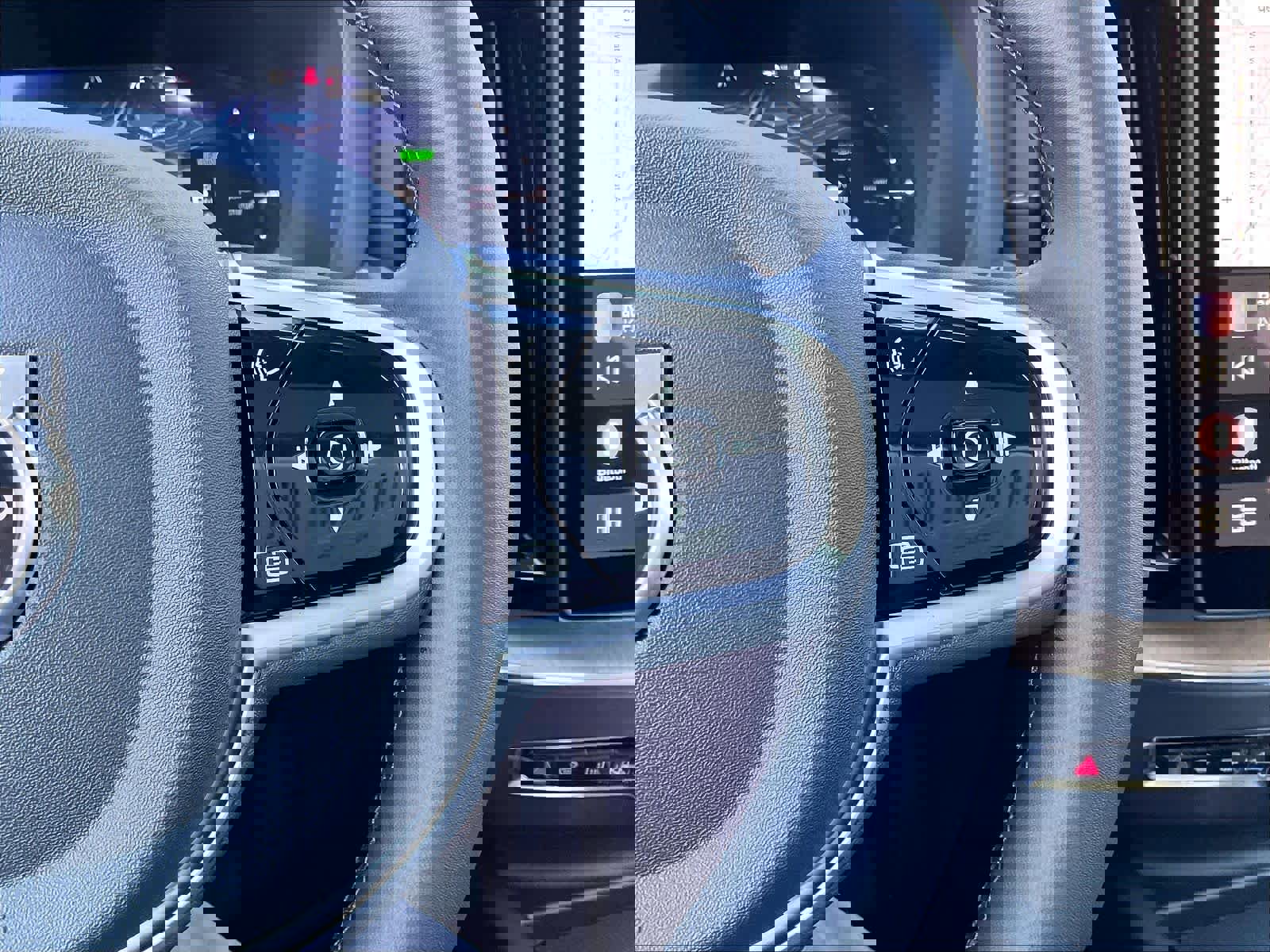 New 2026 Volvo XC60 T8 Ultra w/ Climate Package image 18