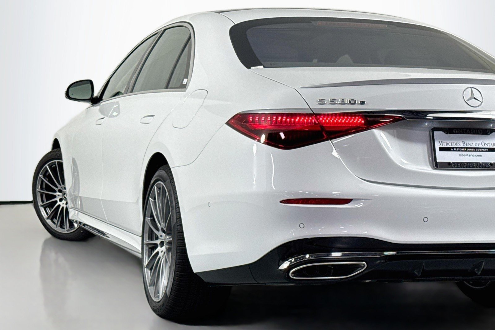 New 2026 Mercedes-Benz S 580e 4MATIC Sedan image 15