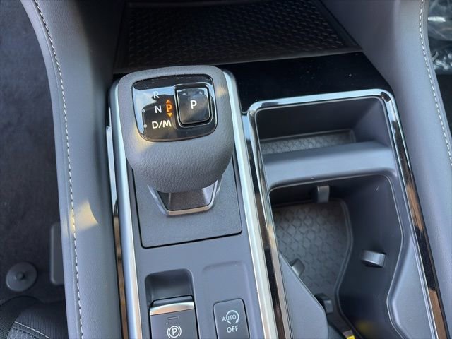 New 2026 Nissan Pathfinder SV image 17