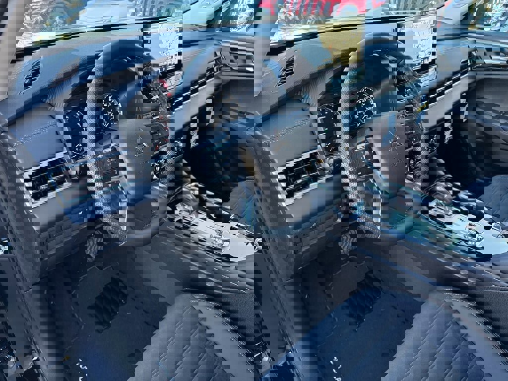 New 2025 Mitsubishi Outlander SE image 20