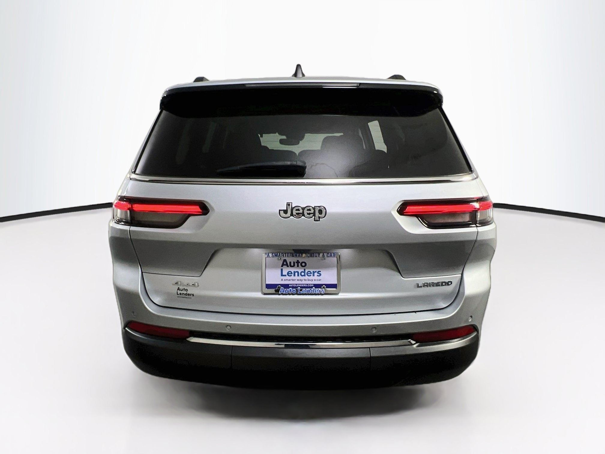 Used 2023 Jeep Grand Cherokee L Laredo w/ Luxury Tech Group I AWD/4WD image 6