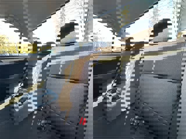 Used 2016 Subaru Legacy 2.5i Premium image 14