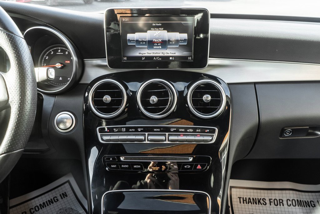 Used 2018 Mercedes-Benz C 300 4MATIC Sedan image 22