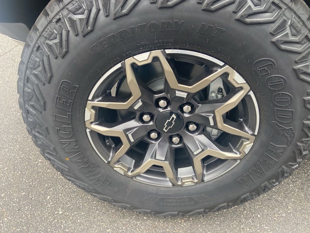 New 2025 Chevrolet Colorado ZR2 w/ Technology Package image 6