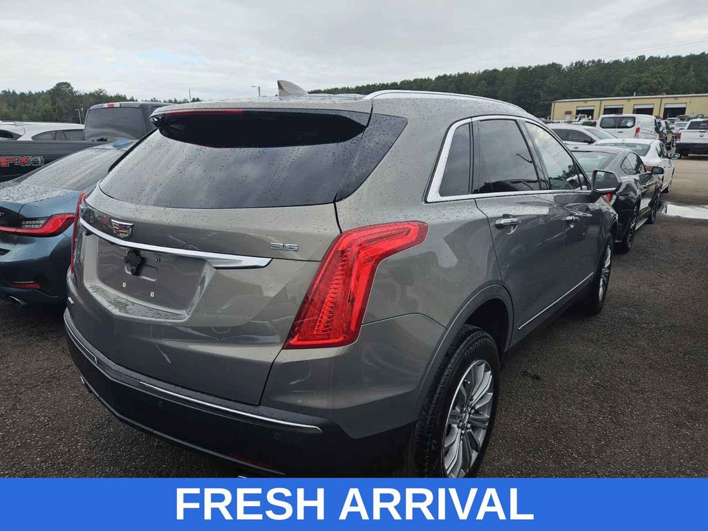 Used 2019 Cadillac XT5 Luxury AWD/4WD image 3